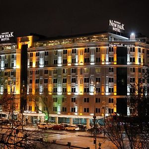 New Park Hotel